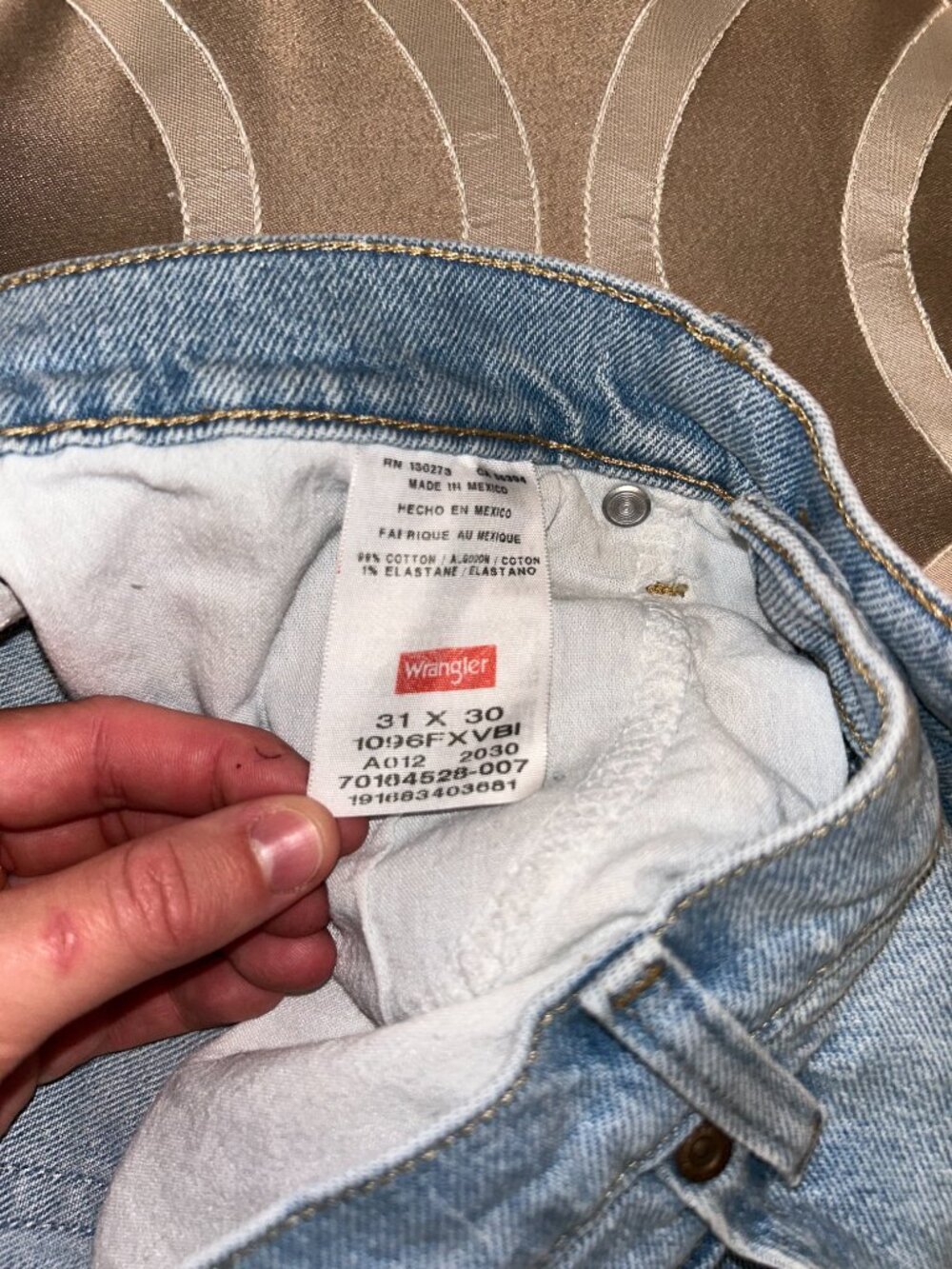 Jeans - Picture 3 of 3